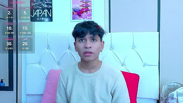 Snapshot of Ethan_Westt chatting on November 2025 08:13:02 PM Ethan Westt online show from November 2025 08:13:02 PM