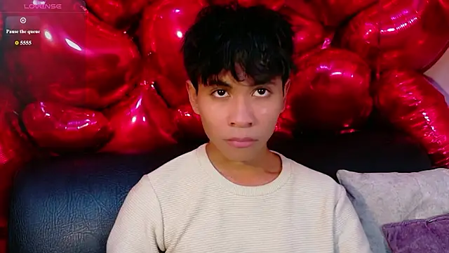 Ethan Westt online show from February 2026 08:41:01 PM