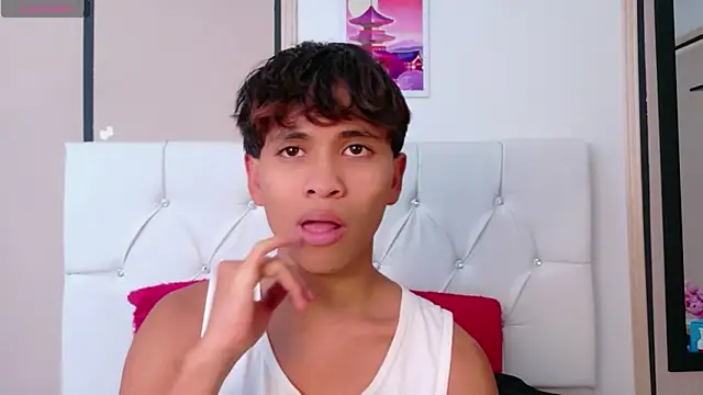 Ethan Westt online show from April 2026 08:42:02 PM