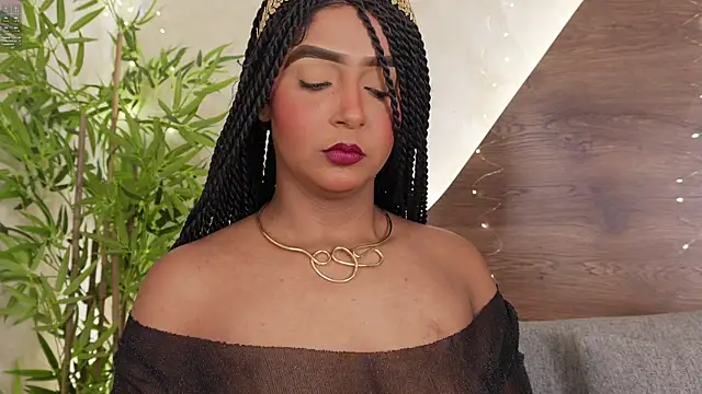 mia lacy  online show from December 2025 08:01:01 PM