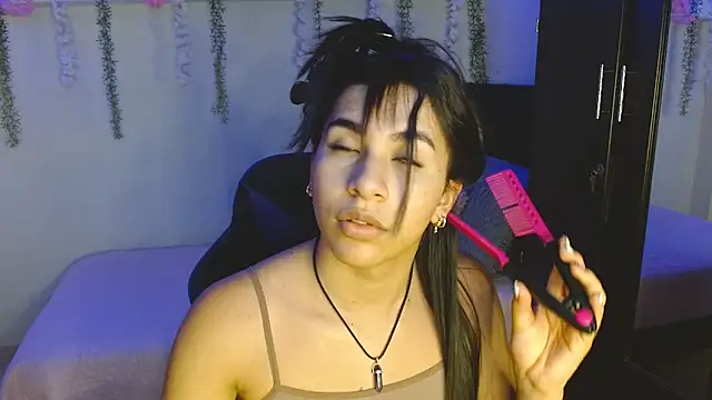 Lyaa Cute online show from April 2026 02:46:02 AM