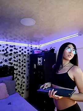 Snapshot of Lyaa_Cute chatting on March 2025 05:02:01 AM Lyaa Cute online show from March 2025 05:02:01 AM