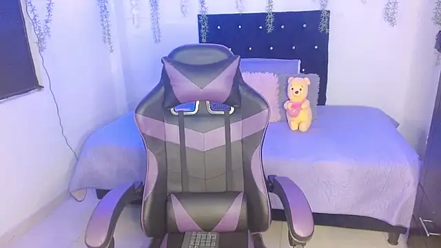 Lyaa Cute online show from February 2026 10:18:02 PM