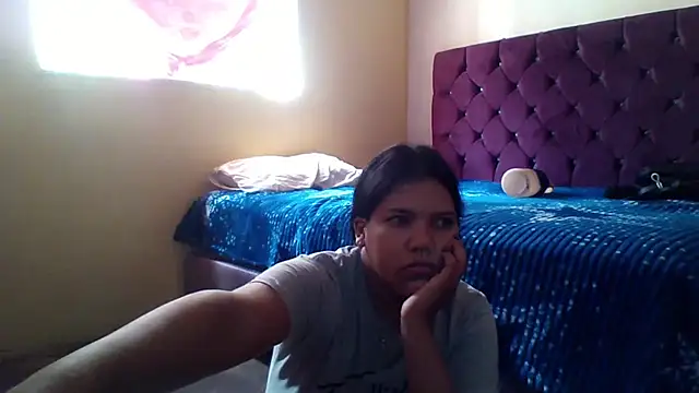 Valeria Tiffany online show from September 2025 04:47:01 PM