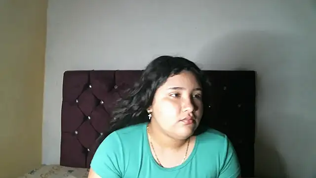 Valeria Tiffany online show from November 2025 10:02:02 PM