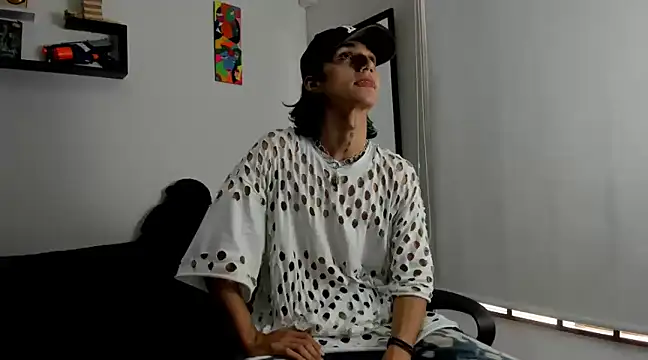 leoaddams22 online show from March 2025 03:55:02 PM