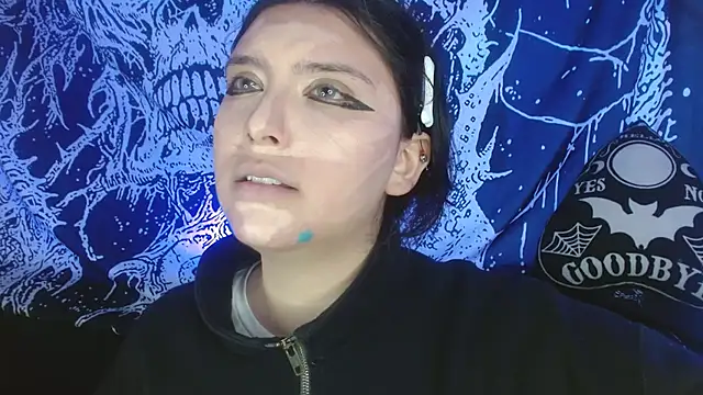 mikaskullcs online show from October 2025 04:39:01 AM