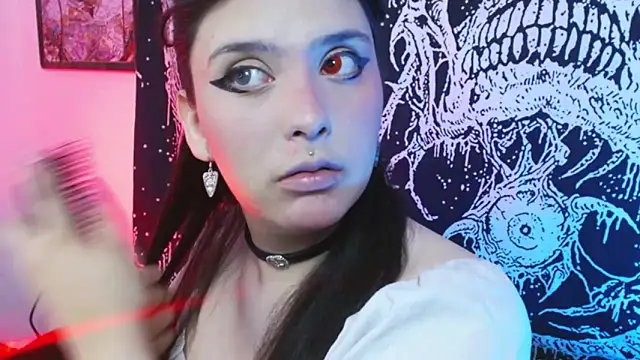 mikaskullcs online show from February 2026 07:14:01 PM