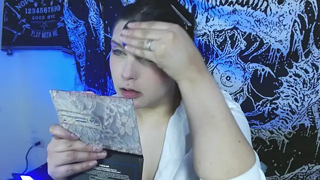 mikaskullcs online show from March 2026 10:15:02 PM