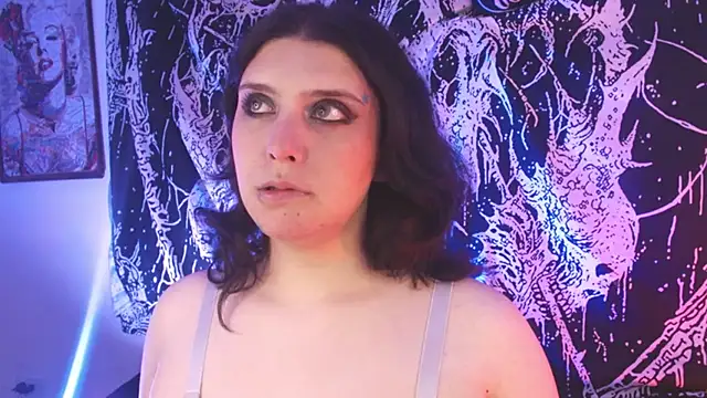 Snapshot of mikaskullcs chatting on January 2026 07:28:02 PM mikaskullcs online show from January 2026 07:28:02 PM