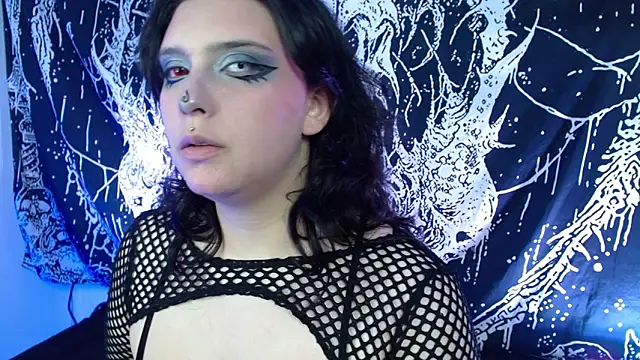 mikaskullcs online show from April 2026 04:41:02 AM