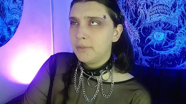 Snapshot of mikaskullcs chatting on January 2026 10:06:02 PM mikaskullcs online show from January 2026 10:06:02 PM