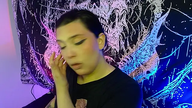 mikaskullcs online show from April 2026 10:00:01 PM