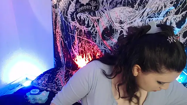 mikaskullcs online show from April 2026 10:16:02 PM