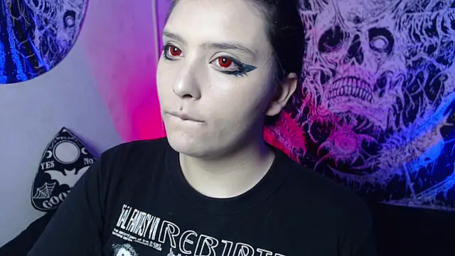 mikaskullcs online show from March 2026 09:57:01 PM