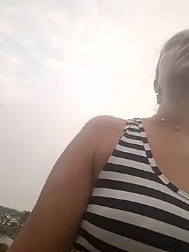 Snapshot of Amadamilf1980 chatting on November 2025 11:31:02 AM Amadamilf1980 online show from November 2025 11:31:02 AM