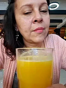 Amadamilf1980 online show from September 2025 02:46:02 PM