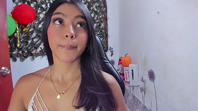 Sarahbrowm  online show from October 2025 07:46:02 PM