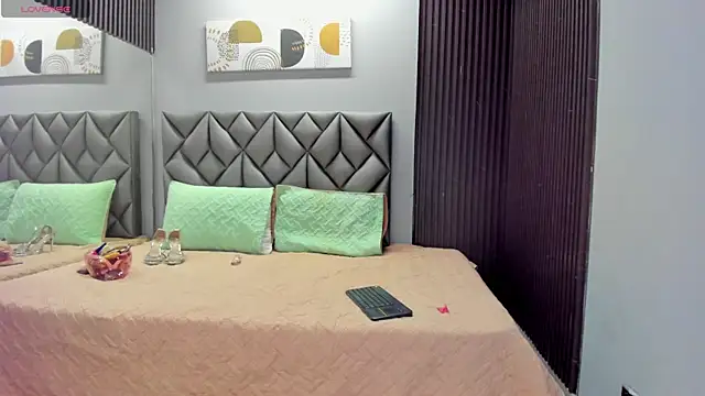 Andrew Taylor09 online show from February 2026 08:30:01 PM