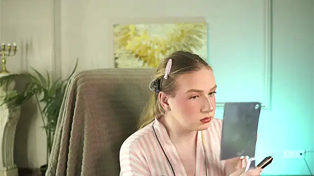 Snapshot of Jes_Solar chatting on June 2026 09:45:02 PM Jes Solar online show from June 2026 09:45:02 PM