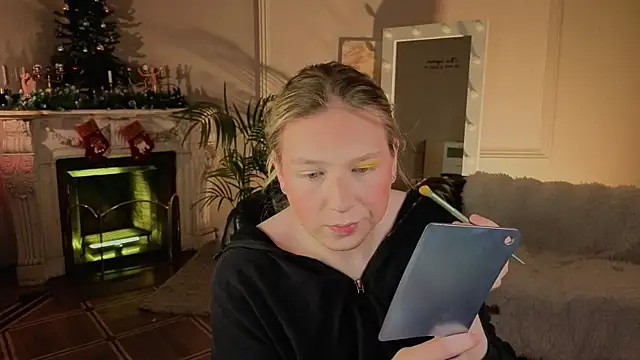 Snapshot of Jes_Solar chatting on December 2025 10:15:02 PM Jes Solar online show from December 2025 10:15:02 PM