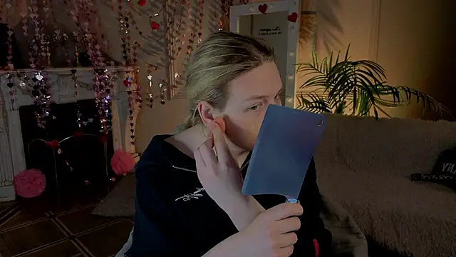 Jes Solar online show from February 2026 10:55:01 PM