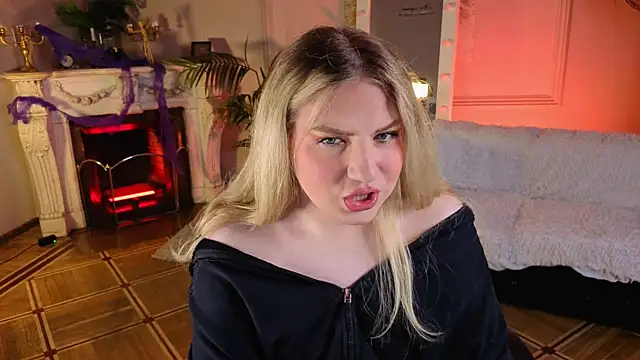 Snapshot of Jes_Solar chatting on October 2025 10:20:01 PM Jes Solar online show from October 2025 10:20:01 PM