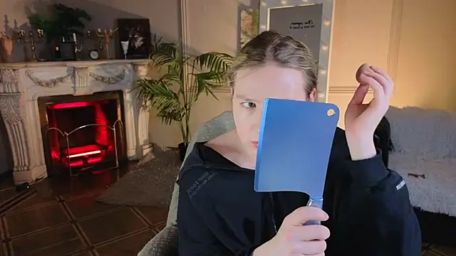 Snapshot of Jes_Solar chatting on November 2025 10:09:02 PM Jes Solar online show from November 2025 10:09:02 PM