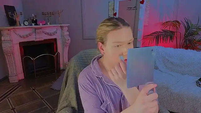 Jes Solar online show from March 2026 07:59:01 PM