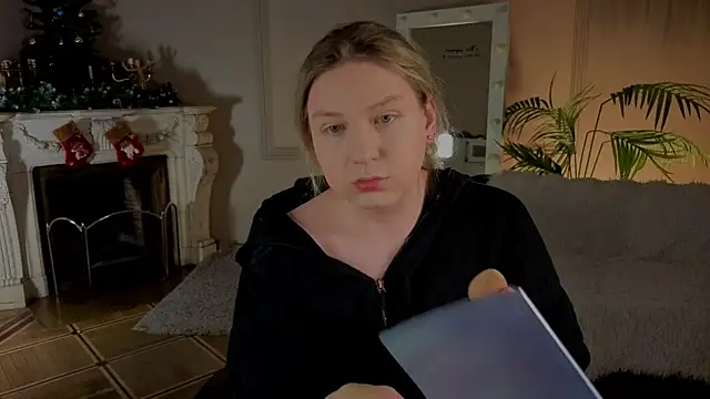 Jes Solar online show from December 2025 01:32:02 AM