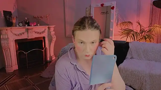 Jes Solar online show from March 2026 08:42:02 PM