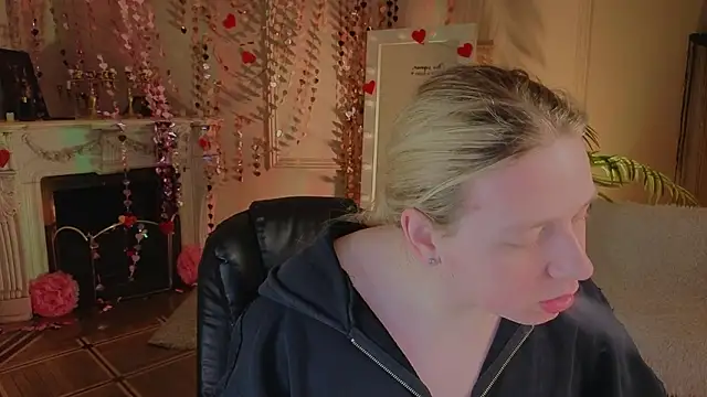 Jes Solar online show from February 2026 10:09:02 PM