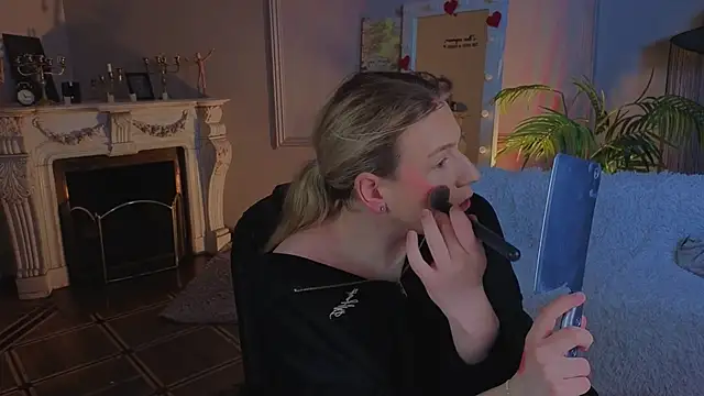 Jes Solar online show from April 2026 10:01:02 PM