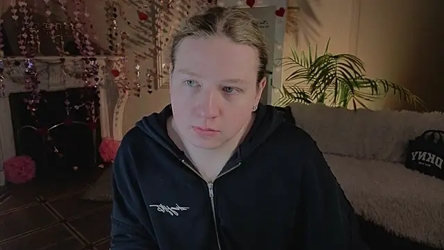 Jes Solar online show from February 2026 10:23:02 PM