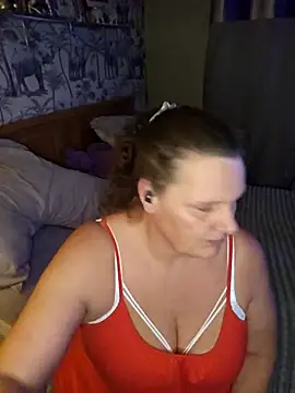 MissQueenBeex online show from February 2026 07:55:01 PM