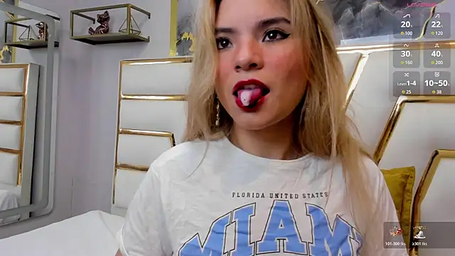 NalaRosse online show from November 2025 03:10:01 AM