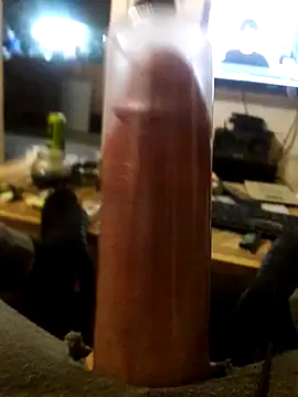 Tomassasdss online show from December 2025 05:00:01 PM