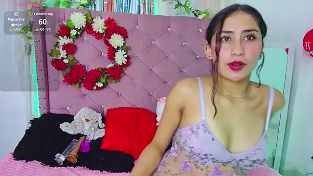 kity x online show from February 2026 07:05:01 PM