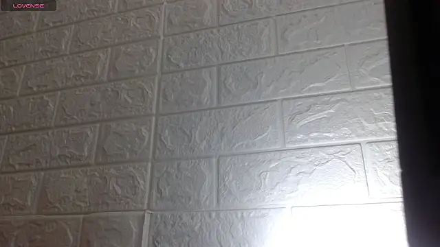 nei girl online show from March 2026 11:39:02 AM