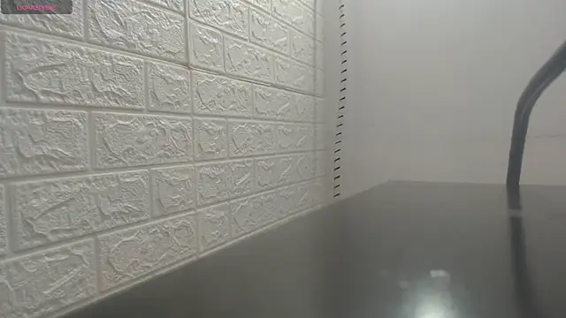 nei girl online show from November 2025 11:22:02 AM