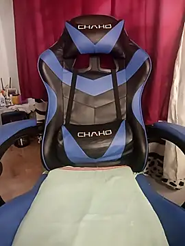 Snapshot of taimara_1 chatting on November 2025 08:52:02 PM taimara 1 online show from November 2025 08:52:02 PM