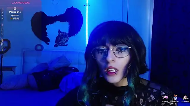 goth minerva online show from September 2025 02:01:02 PM