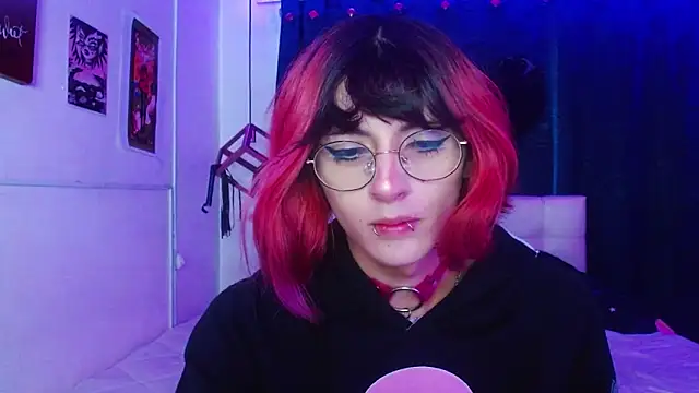 goth minerva online show from November 2025 01:15:01 PM