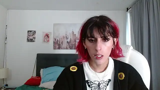 goth minerva online show from December 2025 01:17:02 PM