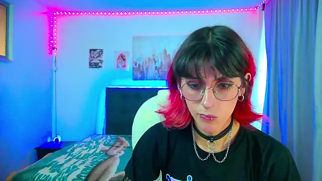 goth minerva online show from February 2026 02:48:02 PM