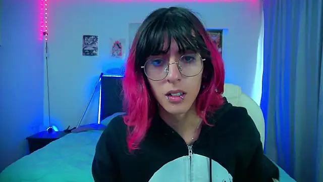 goth minerva online show from February 2026 01:33:02 PM