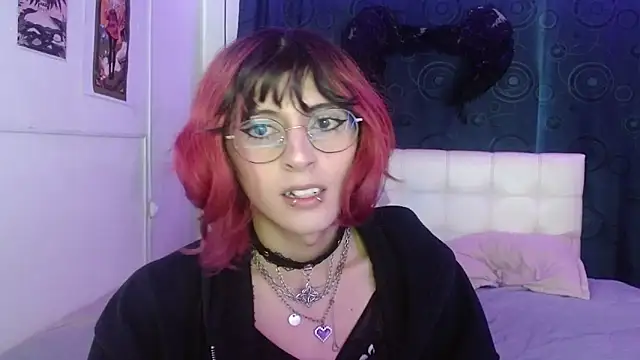 goth minerva online show from October 2025 01:43:02 PM