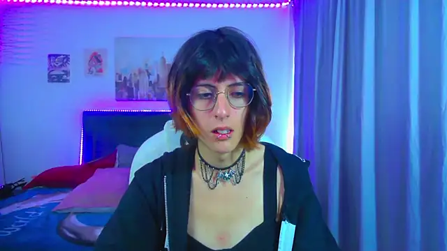Snapshot of goth_minerva chatting on May 2026 01:29:01 PM goth minerva online show from May 2026 01:29:01 PM