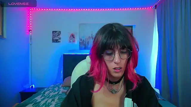 goth minerva online show from February 2026 01:53:01 PM