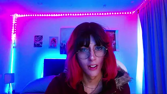 goth minerva online show from December 2025 01:21:01 PM